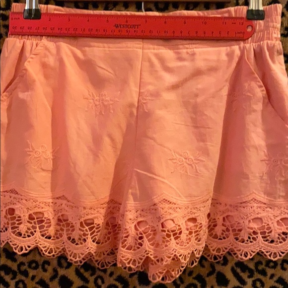 Women’s Shorts - Picture 8 of 9